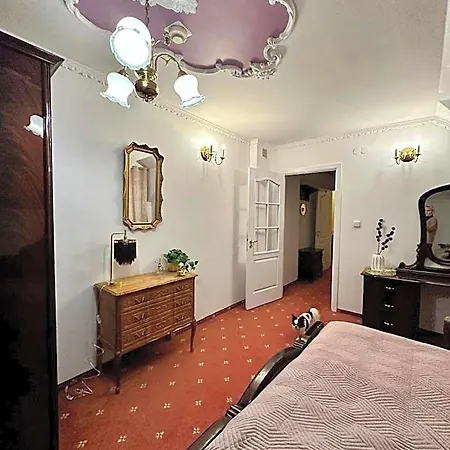 Dwor Szczepanskich Hotel