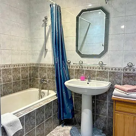 Dwor Szczepanskich 3* Żory