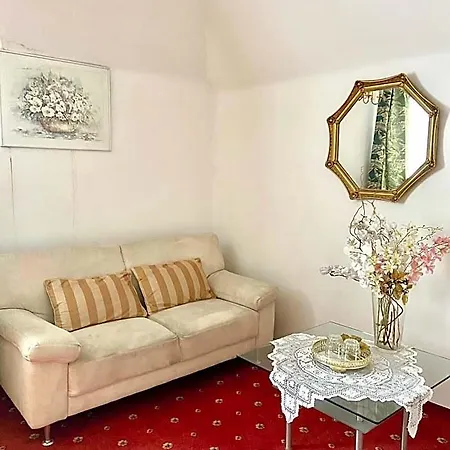 Dwor Szczepanskich 3* Żory